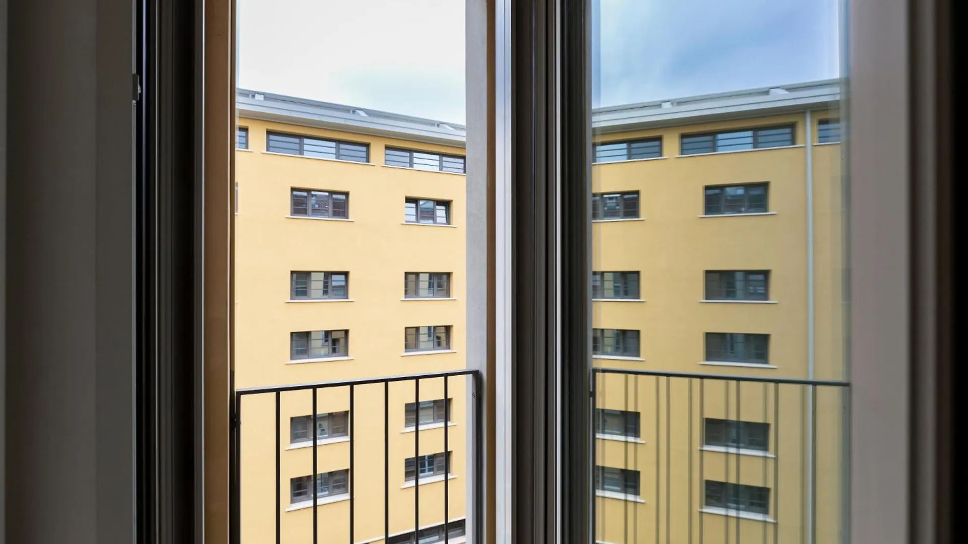 Suzzani 96 - Bicocca Area Lägenhet Milano